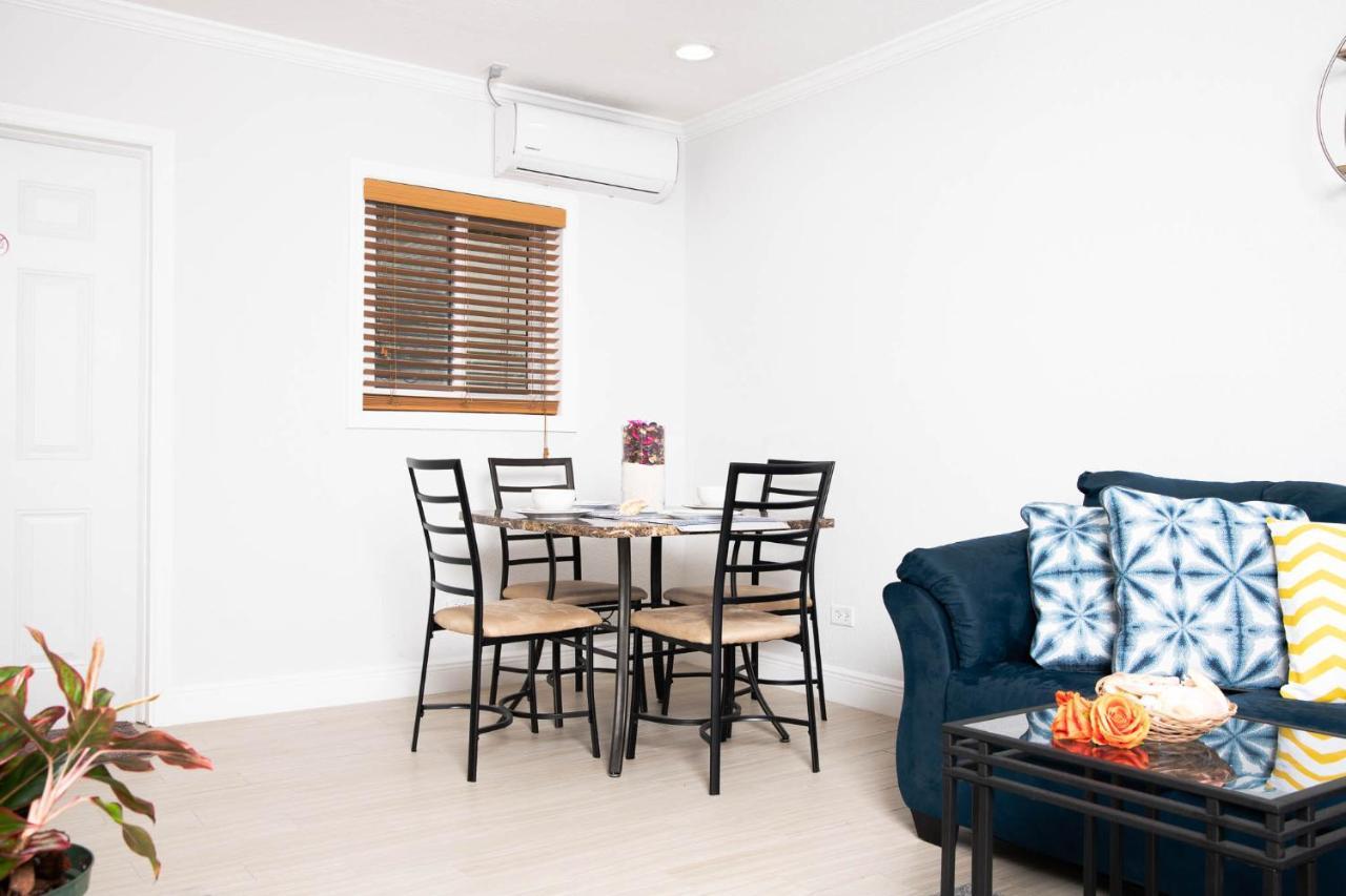 Sheer Bliss Beachview Apt #1 조지타운 외부 사진