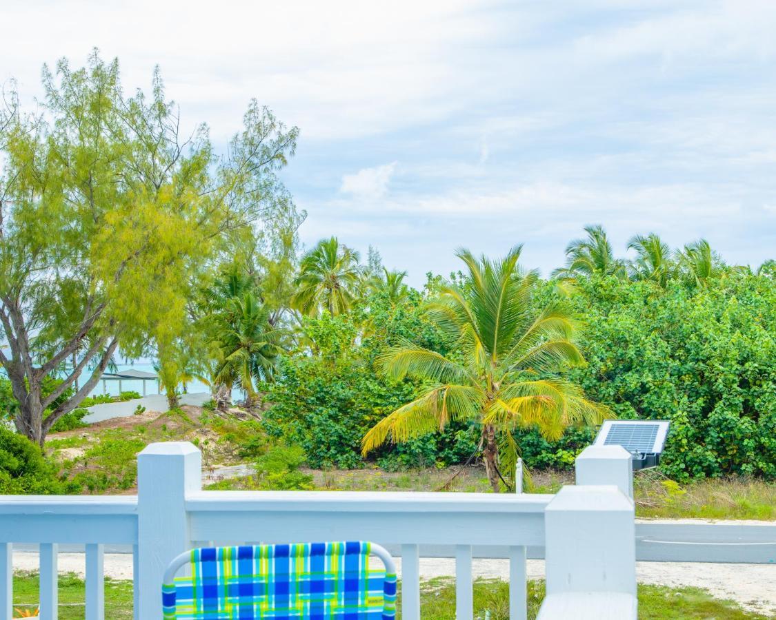 Sheer Bliss Beachview Apt #1 조지타운 외부 사진